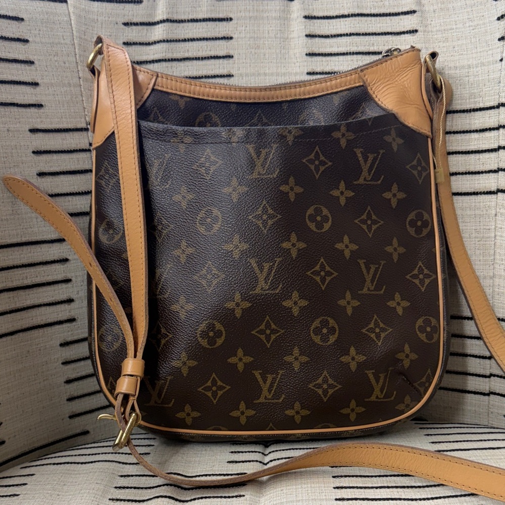 Louis Vuitton Odeon monogram crossbody